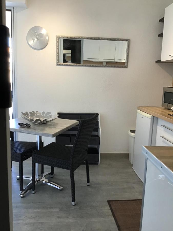 Studio Climatise Classe 2 Dans Marina Proche Mer Et Etang - Lit Wifi Fibre Et Parking Prive Sete Bagian luar foto